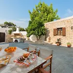 Rodia House * لاردوس